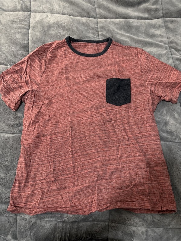 Men’s Short Sleeve T-Shirt Red And Charcoal Black Pocket Size L