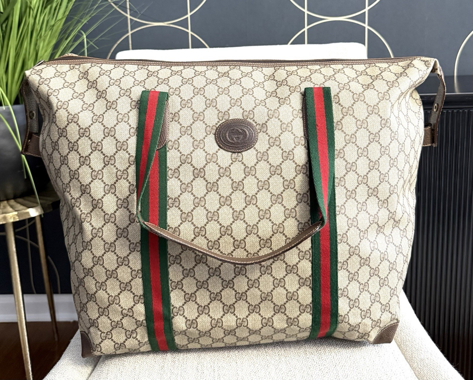 GUCCI Authentic Large Tote Bag Travel Duffle Bag Brown Monogram Canvas thumbnail 4