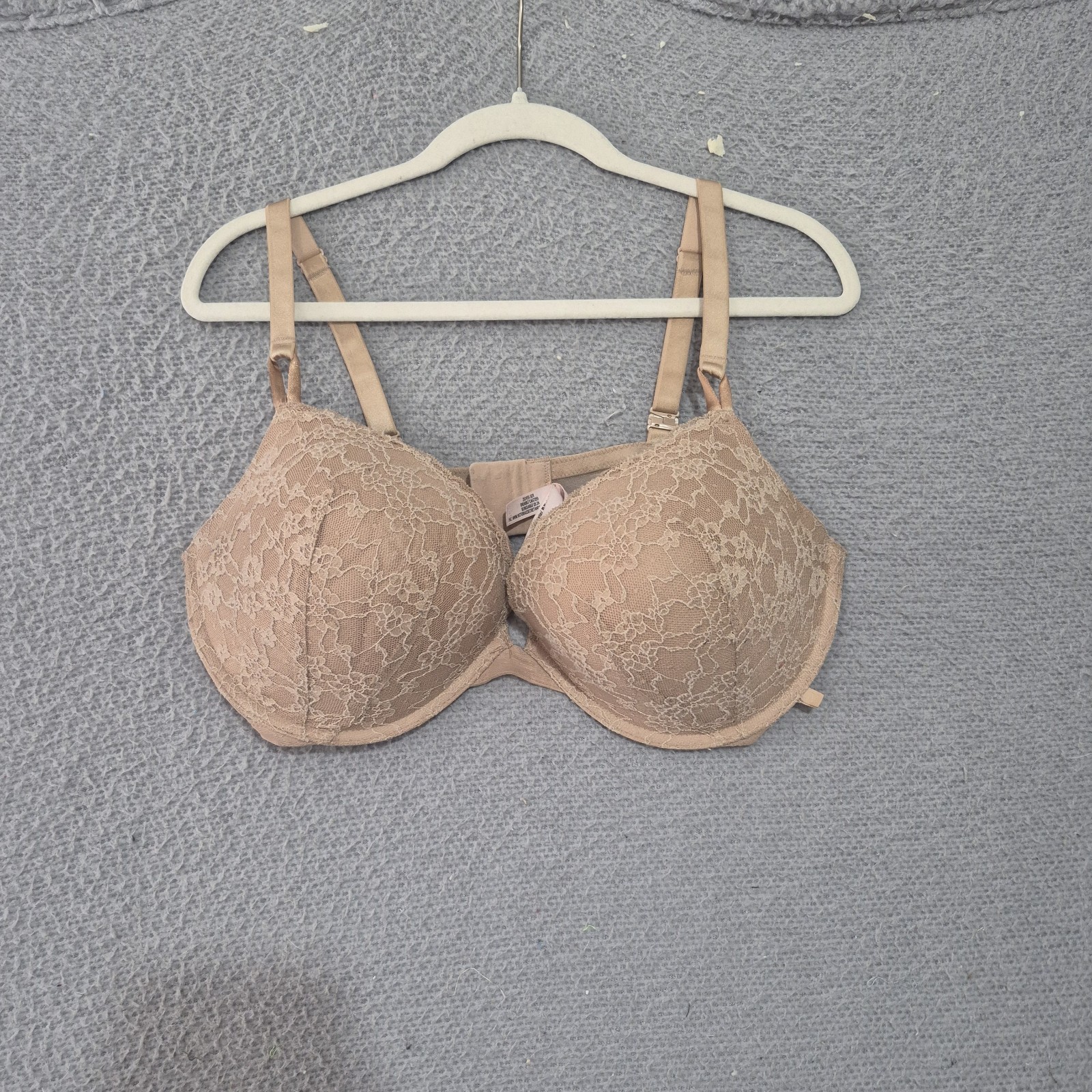 VICTORIA'S SECRET Sexy Tee Lightly-Lined Lacie Demi Bra (65H8) 40DD