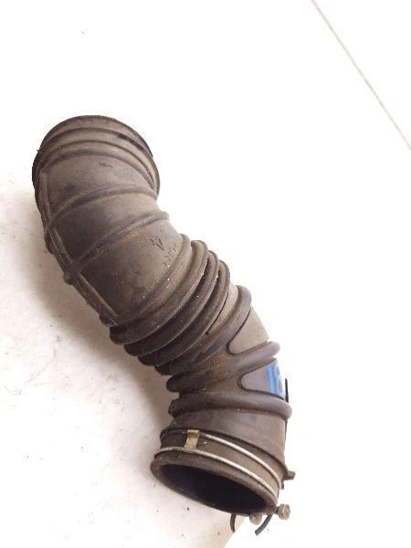 Toyota Corolla 2003 1,8 L 4 cilindros filtro de aire tubo resonador montaje  Foto 3 de 4