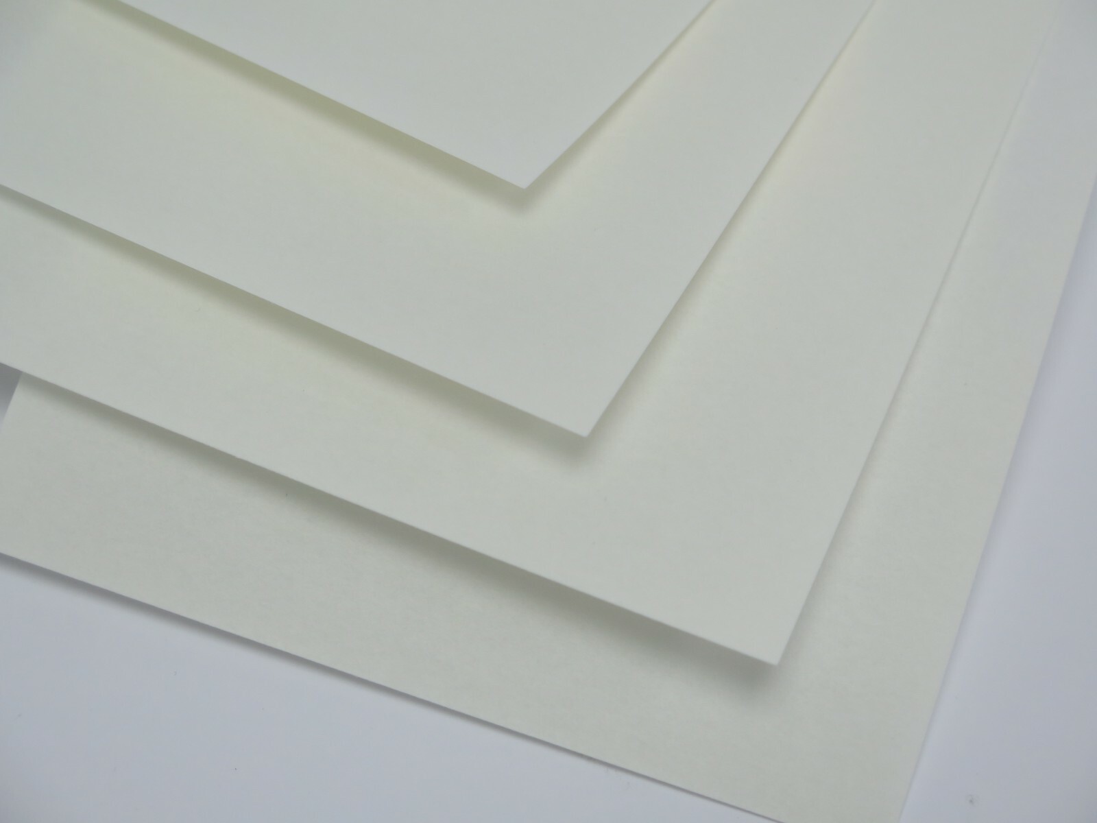 10 x Parchment Vellum Extra Heavyweight Paper A4 220gsm in White or