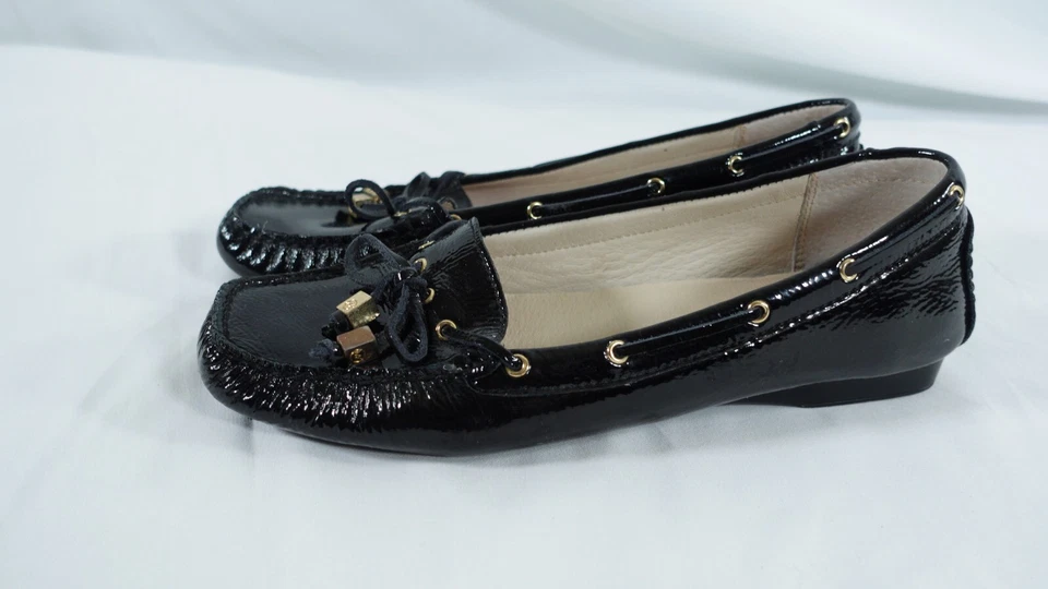 Michael Kors Loafers Womens 9M Black Patent Leather Flats Shoes Tassels - Image 2 of 4