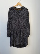 Hilary Radley Size Medium Printed Dress, Navy Blue Long Sleeve Tie Waist Dress