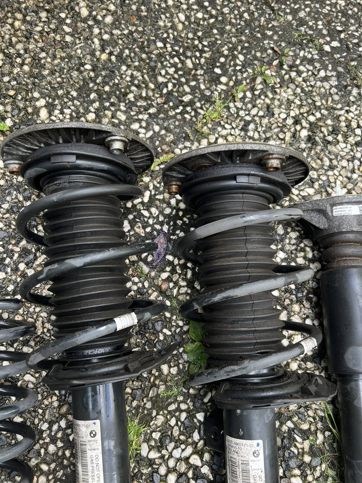 Stoßdämpfer+Domlager+Federn BMW F20 Bj.2014 (Komplett Fahrwerk) - Bild 4 von 4