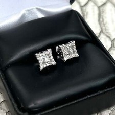 0.34 CTW Genuine Diamond Gold Kite Earrings