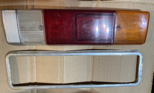Tail Light Lens and Frame. RIGHT. 8505604. Saab Model 99 Sedan. 1975 to 1976 - Picture 2 of 8