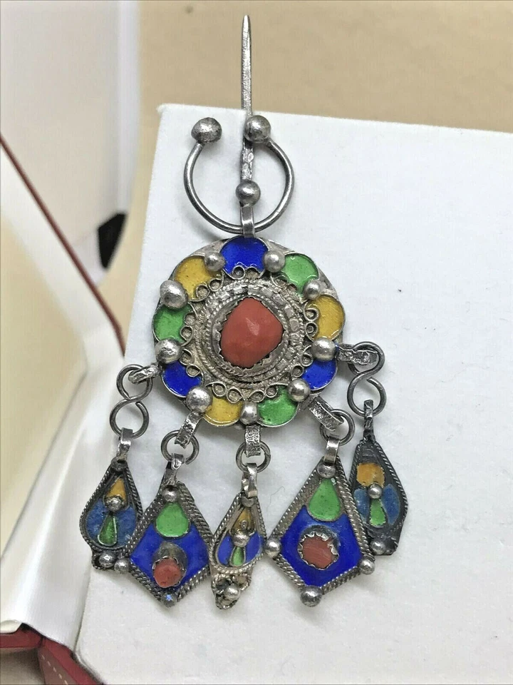 SPILLA  FIBULA ANTICA BERBERA DELLA CABILA  ARGENTO CORALLO  SMALTI ANNI 40 - Immagine 4 di 4
