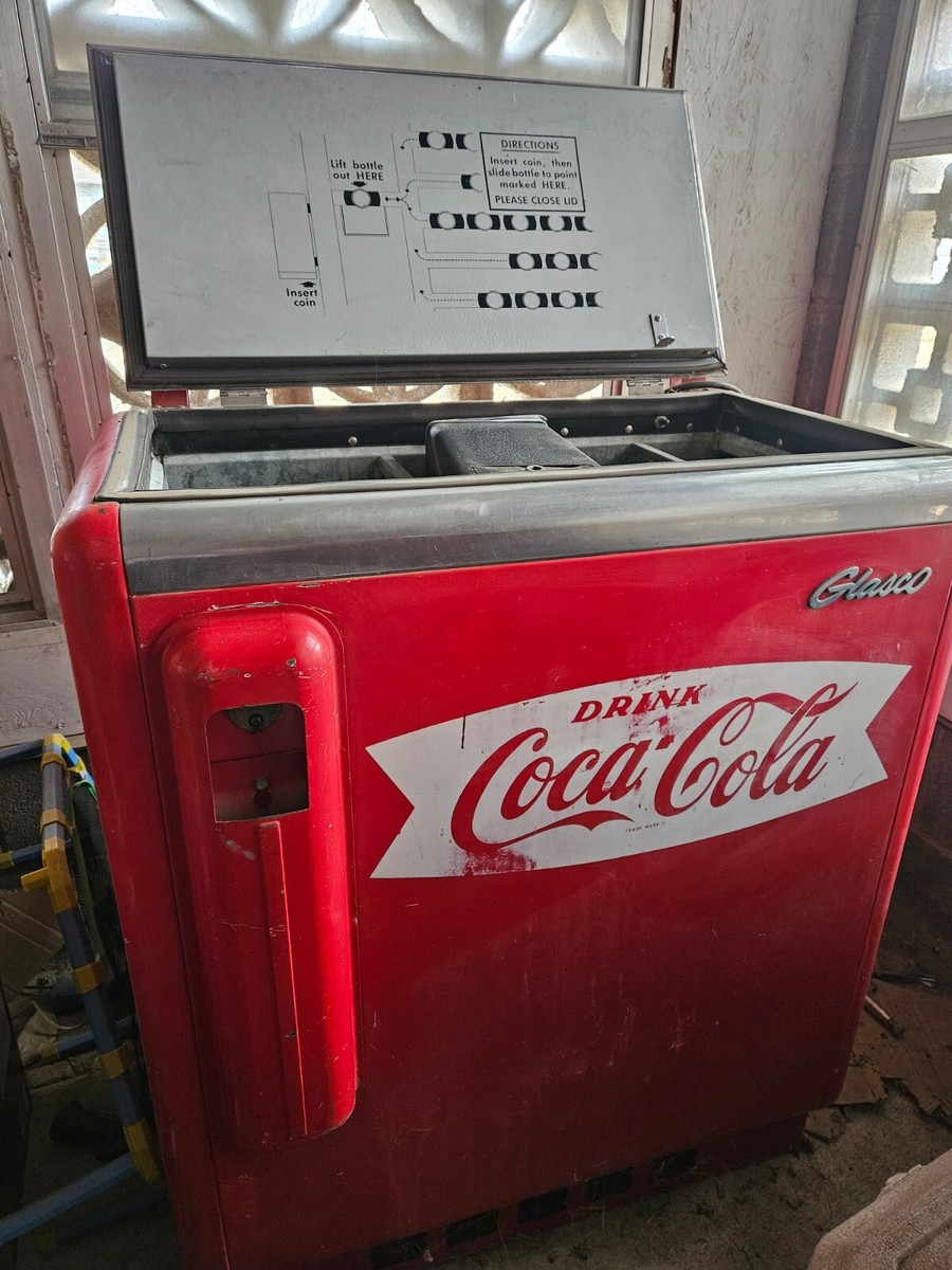 Original Coca-Cola Glasco GBV-50 Slider Vending Machine Model