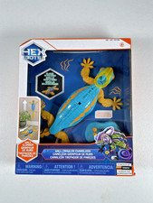 HEX BOTS Wall Crawler Gecko - Remote Control Lizard with LED Eyes Climbs Walls