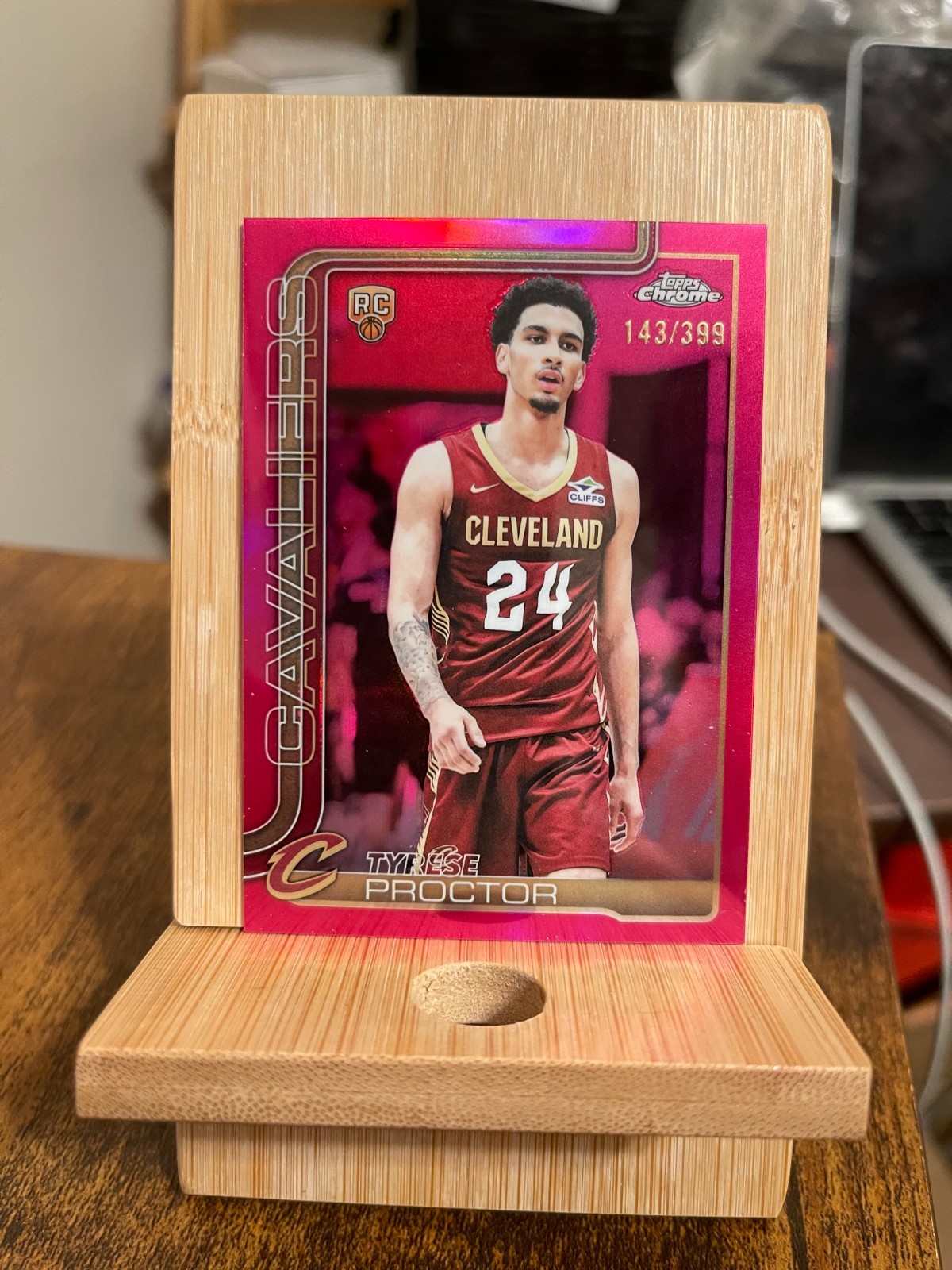 2025-26 Topps Chrome Tyrese Proctor #300 (RC) Magenta Refractor /399