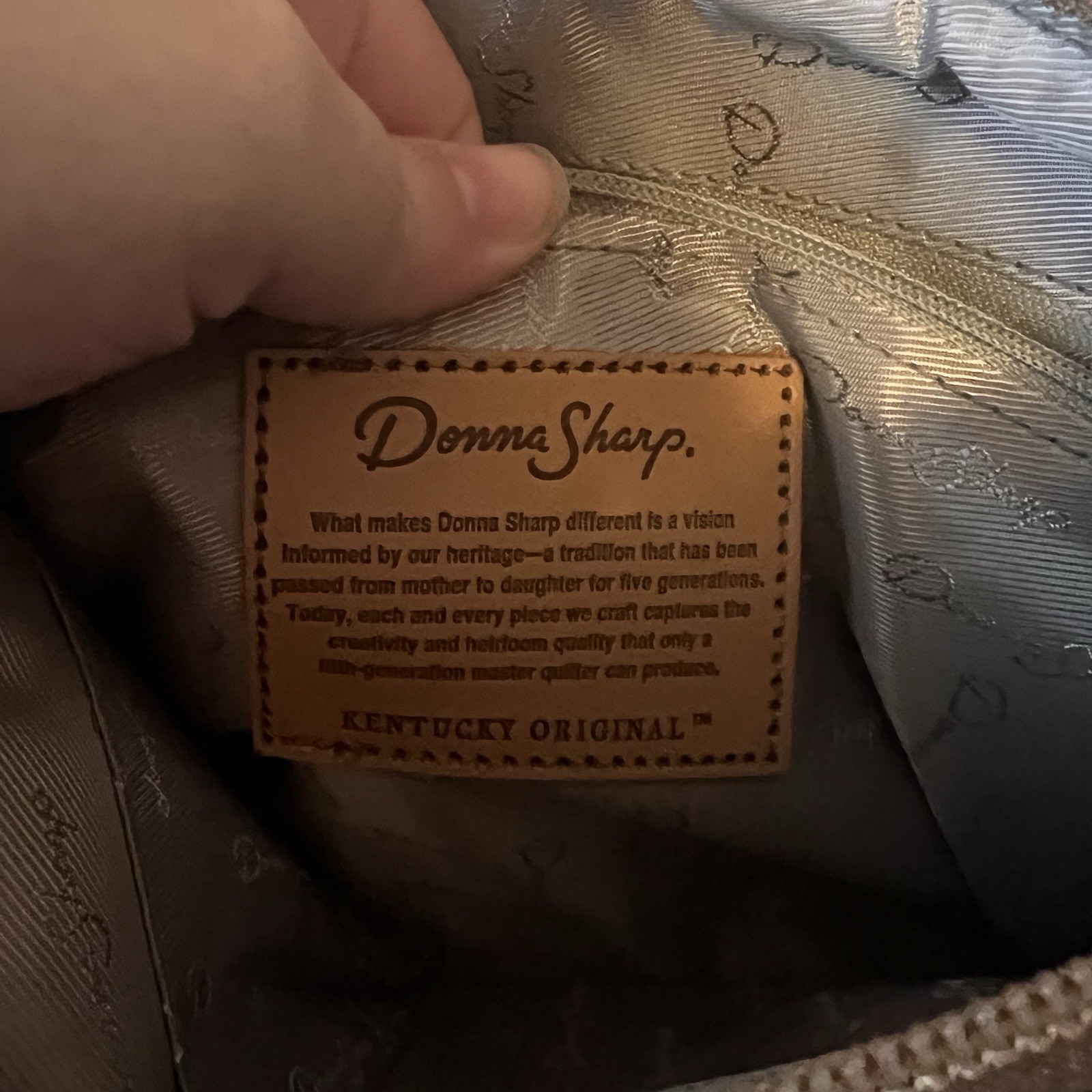 Donna Sharp Patchwork Quilted Handbag Light Weigh… - image 7