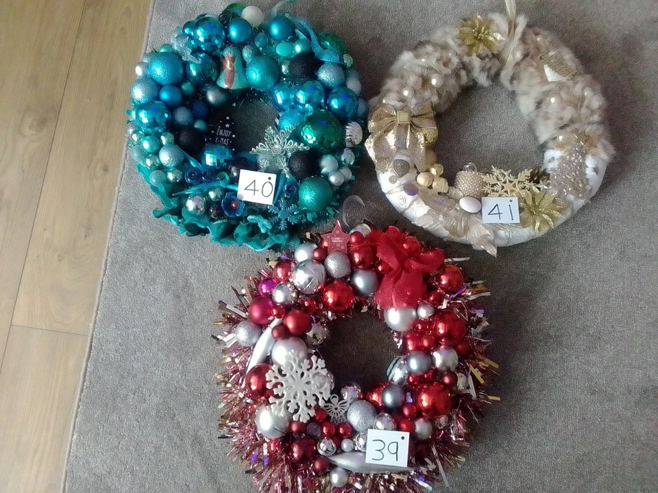 Handmade Christmas Wreaths,40cm Approx Recycled In a Unique Design - Image 2 of 4