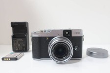 FUJIFILM Fujifilm X20 with charger 3176