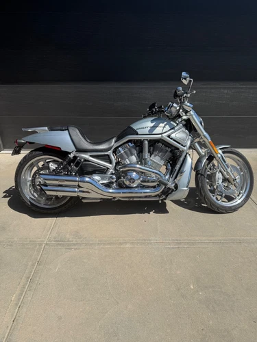 2012 Harley-Davidson V-Rod® 10th Anniversary Edition 