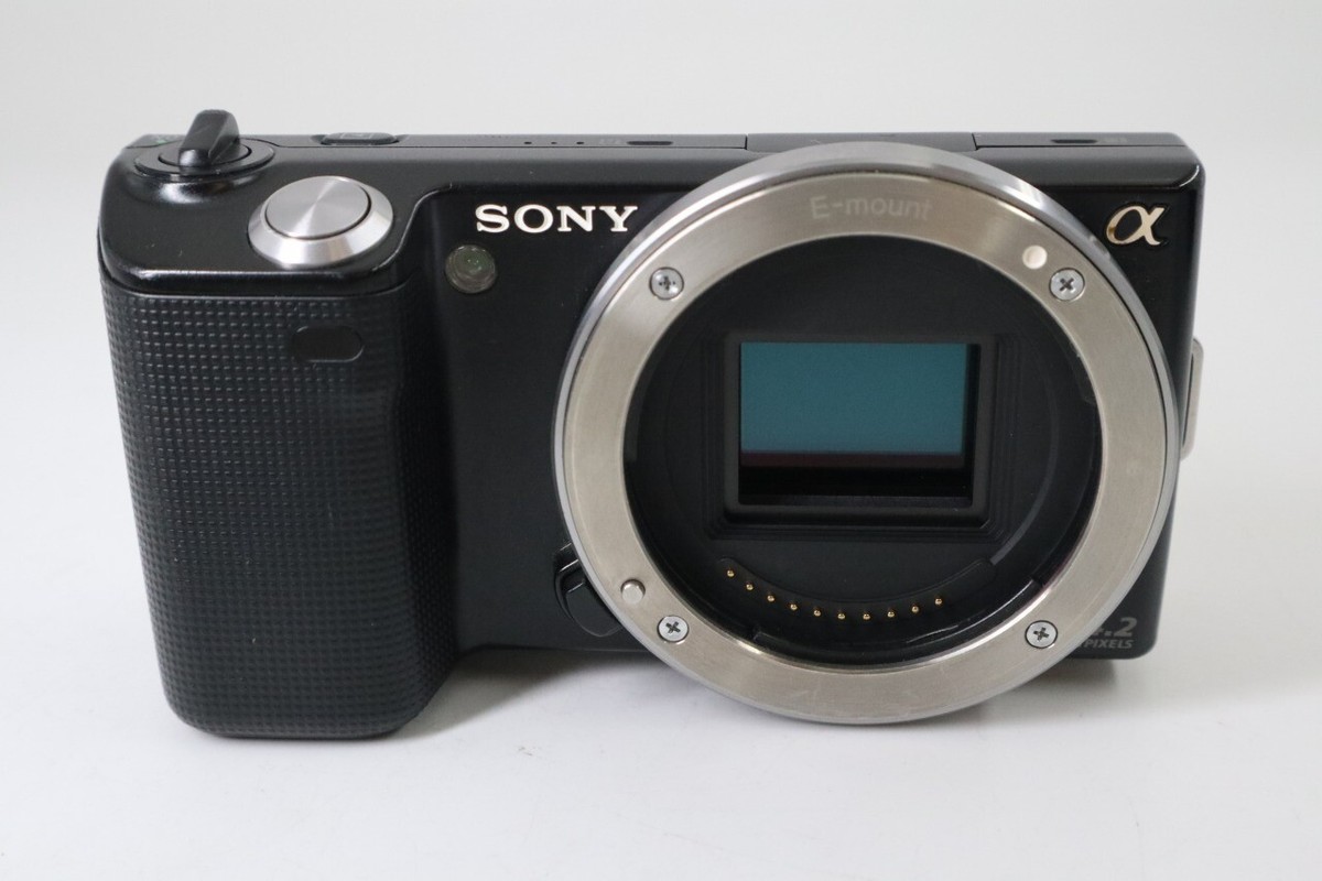 Sony α Alpha NEX-5 Black Camera + E 16mm F/2.8 from Japan