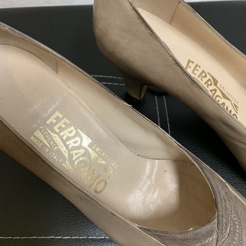 Salvatore Ferragamo Italy Tan Beige Nubuck Leather Suede Pumps Size 6 B - Picture 4 of 11