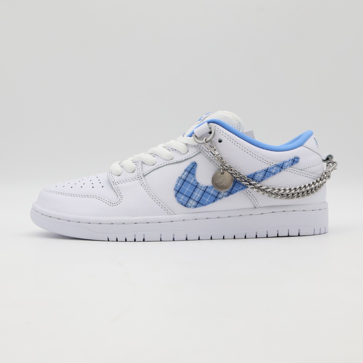 FZ8802-100 Nicole Hause Nike SB Dunk Low Pro Victory of The FZ8802-100 Nicole Hause Nike SB Dunk Low Pro Victory of The