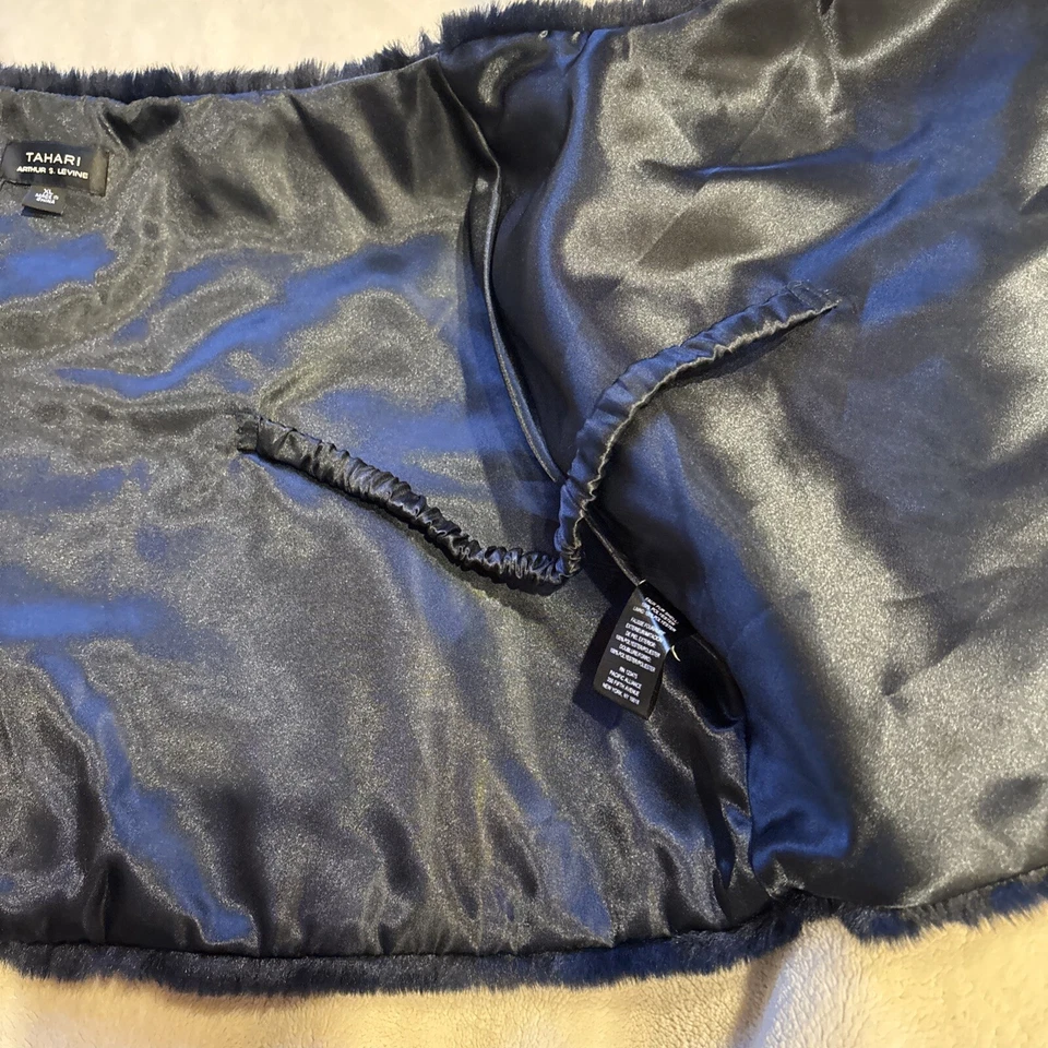 capa corta estilo piel XL azul marino Foto 4 de 4