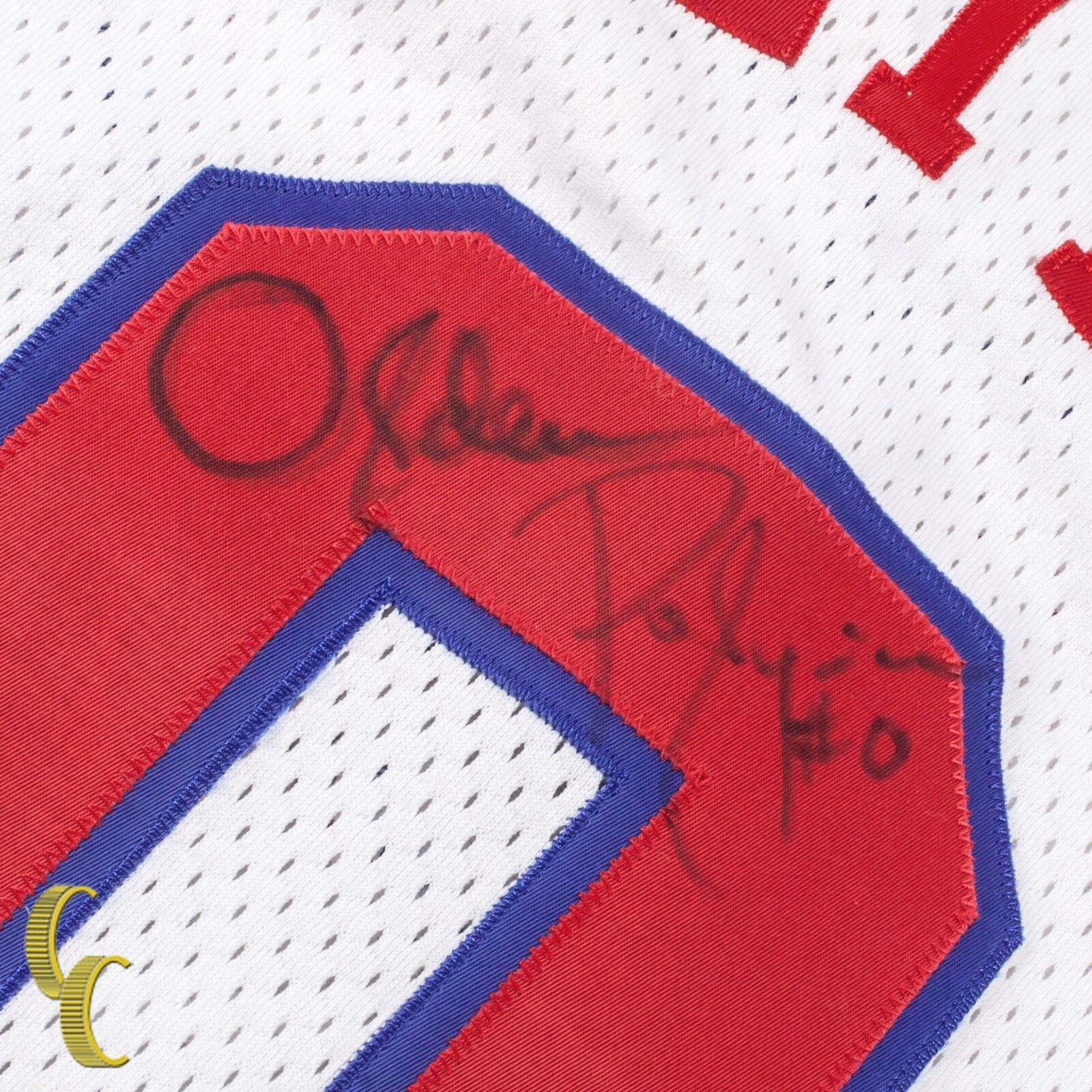 White Los Angeles Clippers Jersey Signed by Olden Polynice (#0)