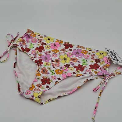 California Sunshine Bikini Bottom Womens 2X Floral Flutter Side Tie White 2X