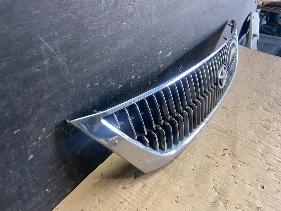 Grelha dianteira superior Toyota Avalon 2000 a 2002 fabricante de equipamento original R5535 DG - Imagem 3 de 4