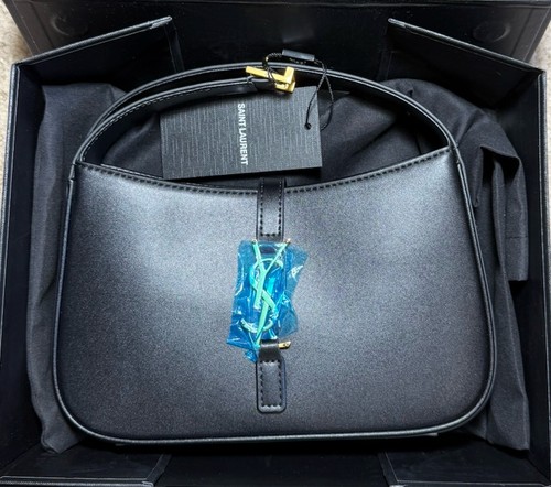 Saint Laurent Le 5 À 7 Small Black Shoulder Bag Gold YSL Logo Flap Strap