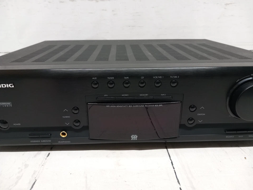 Grundig Amplifier R22 DPL Fine Arts Surround sound Stack System unit 1990s - Image 4 of 4