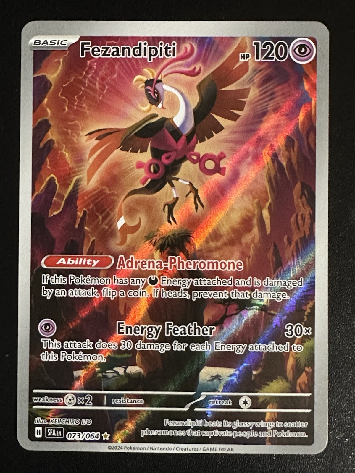 Fezandipiti 073/064 Pokemon Shrouded Fable Illustration Rare Full Art Holo NM