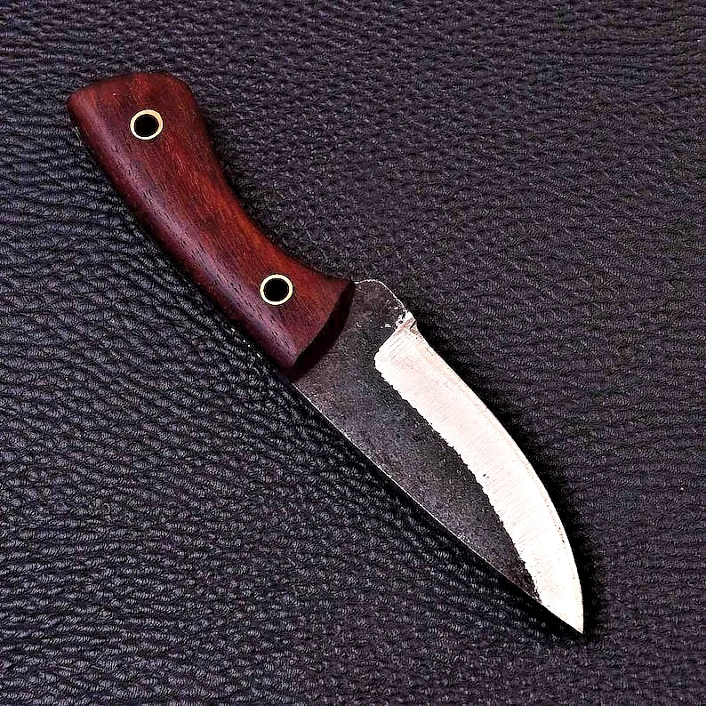 Cuchillo desollador de transporte diario hecho a mano personalizado 1095 hoja de acero de alto carbono 2857 Foto 3 de 4