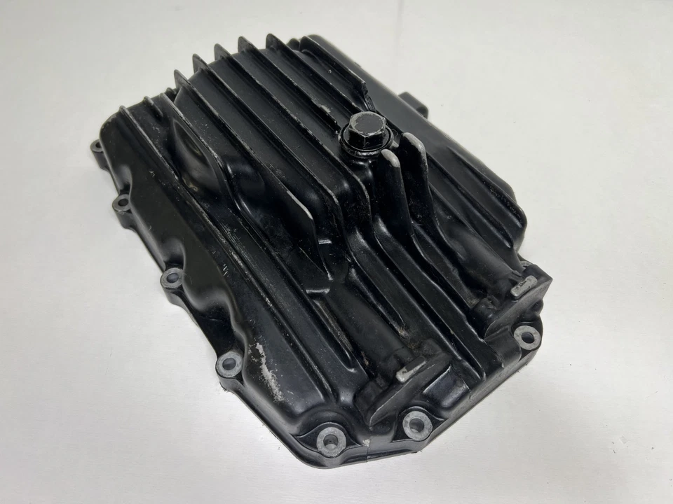 1979 79 Honda CB750 CB 750 Engine Motor Oil Pan Cover Case Bottom End Drain - Image 3 of 4