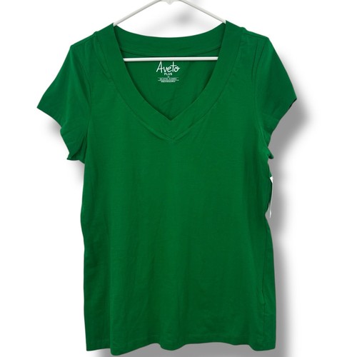 NEW Macy's Aveto Kelly Green Tshirt Plus Size 1X V-Neck Short sleeve Top NWT