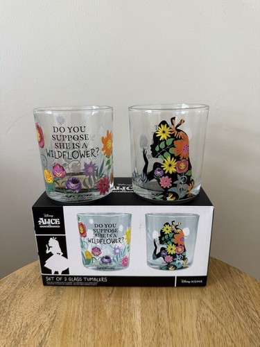 NEU UND VERPACKT Half Moon Bay Disney Alice im Wunderland Becher Brille