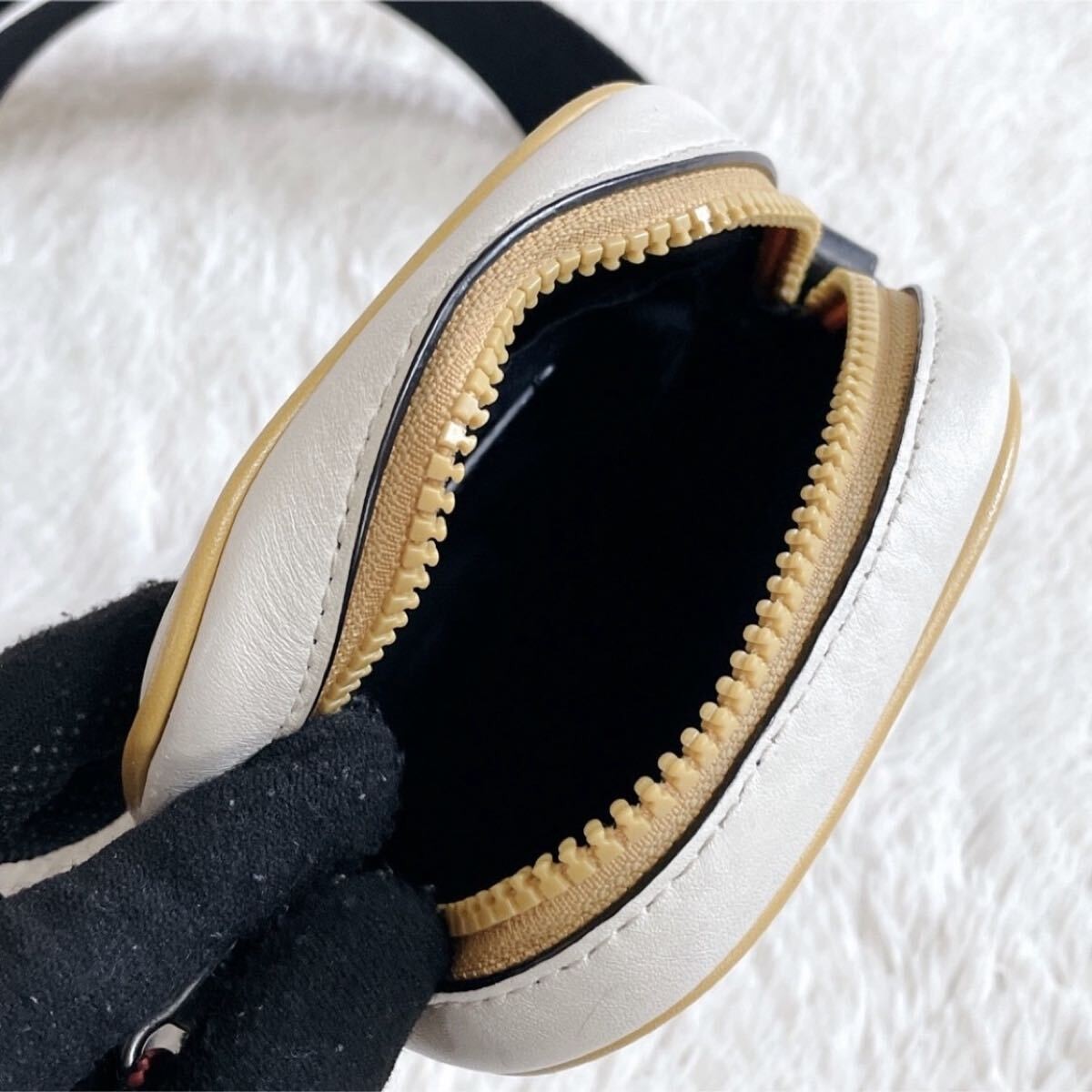 Excellent Condition COACH Mickey Collaboration Bo… - image 9