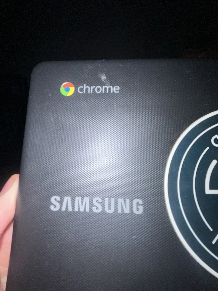 Samsung Chromebook - Image 2 of 2