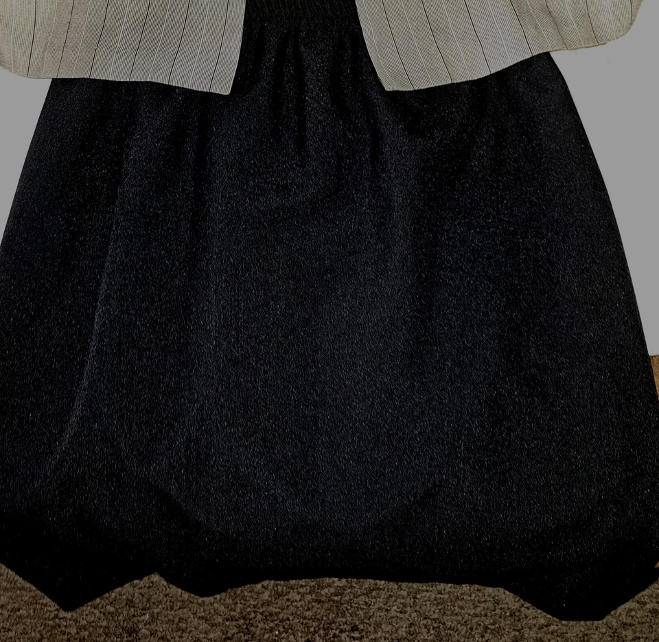   Vestido Savvy 3 Piezas Falda Traje Negro Blanco Chaleco Chaqueta a Cuadros 16 Usado Prist Foto 4 de 4