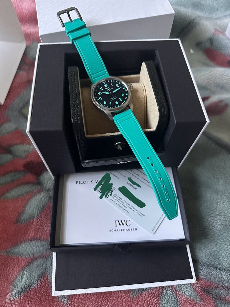 IWC Pilots Mark XX Mercedes-AMG PETRONAS Formula One™ Team