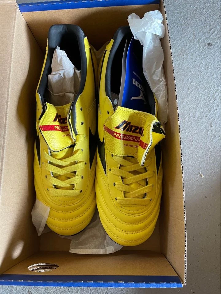 Mizuno clearance futsal 2013