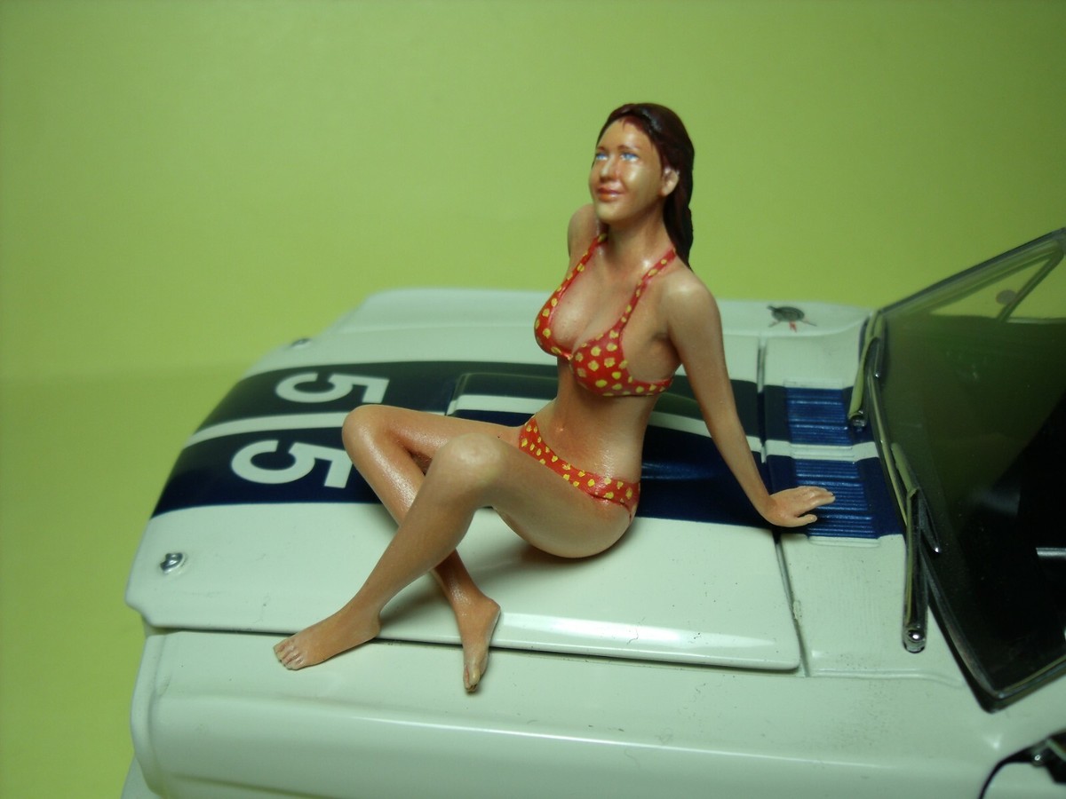 Figurine 1/18 Hillary VROOM Non Peinte – Résine – Pour Shelby CMR – Minichamps – Norev