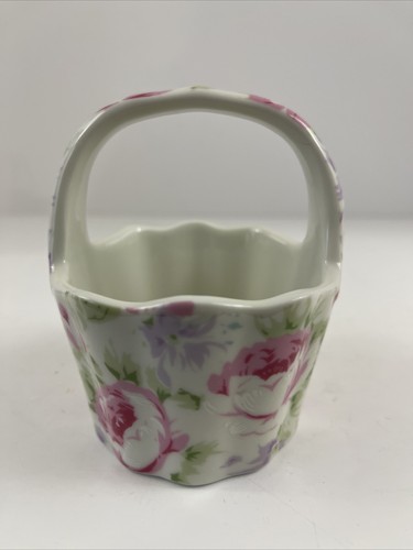 Vintage Miniature Porcelain Basket with Floral Design - Foto 4 di 8