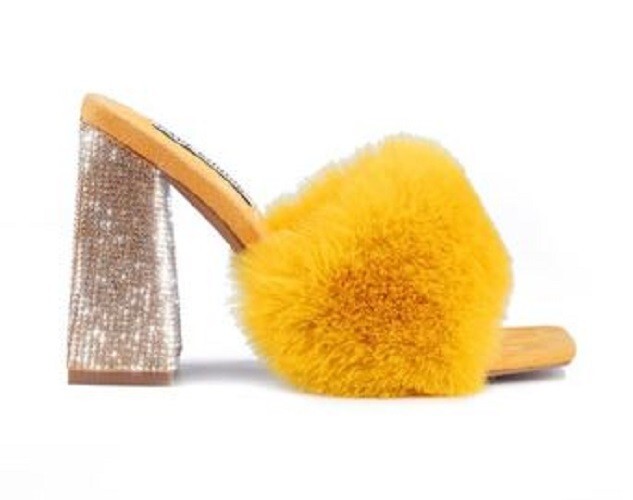 PANTOFOLA D’ORO Cape Robbin Tacchi Giallo Peluche Soffici Strass Tacchi Mules Donna Taglia 8