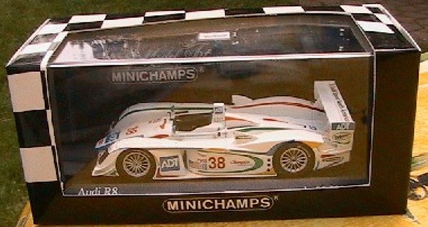 Audi R8 #38 Minichamps 1/43 Alms Petit Le Mans 2002 Johansson Herbert 400021338-image