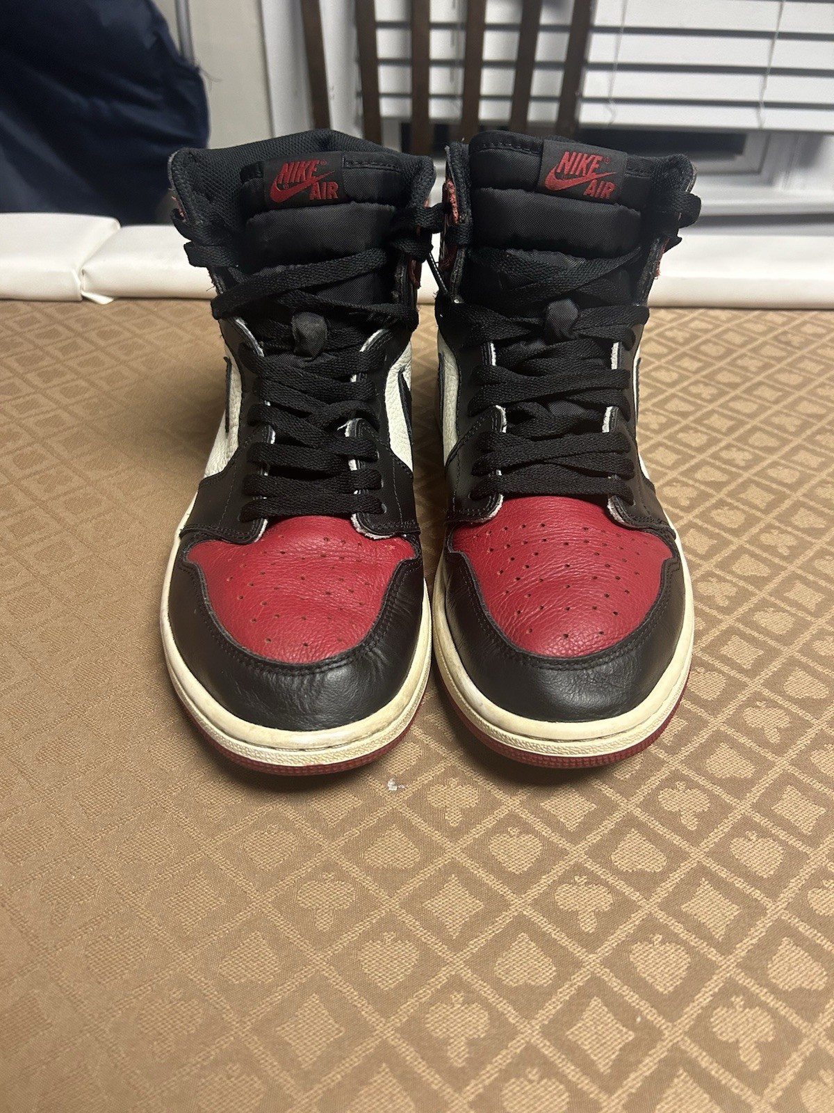 Air Jordan 1 Retro High OG bred Toe (2013) – Size 12 – Used – Authentic