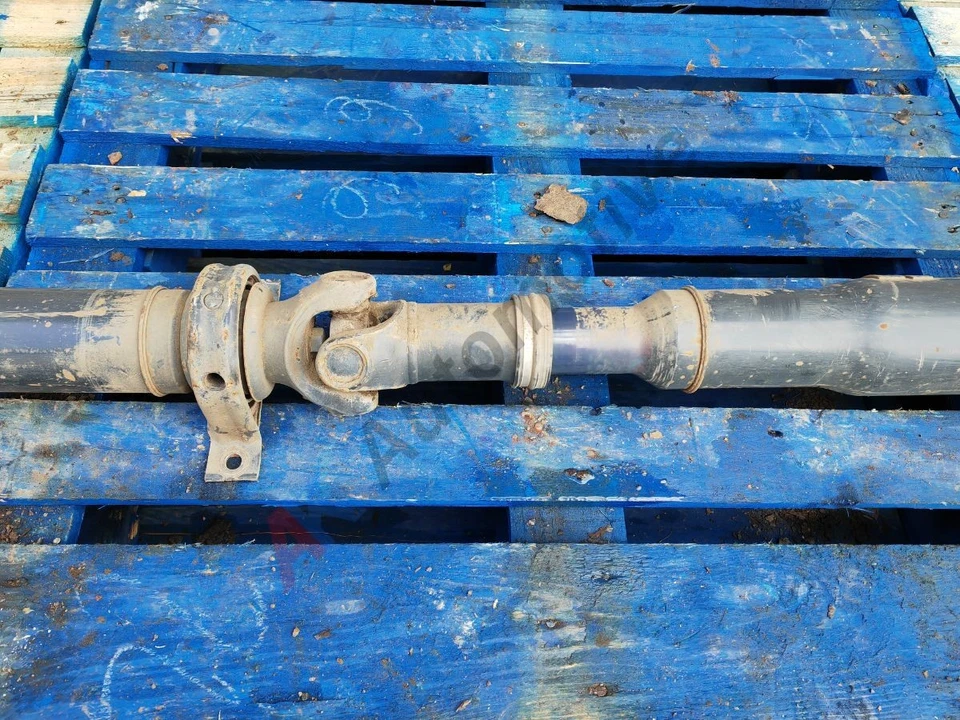 Iveco Daily 2014-2019 2 Piece Rear Propshaft Prop Shaft 6 Speed Manual - Image 4 of 4