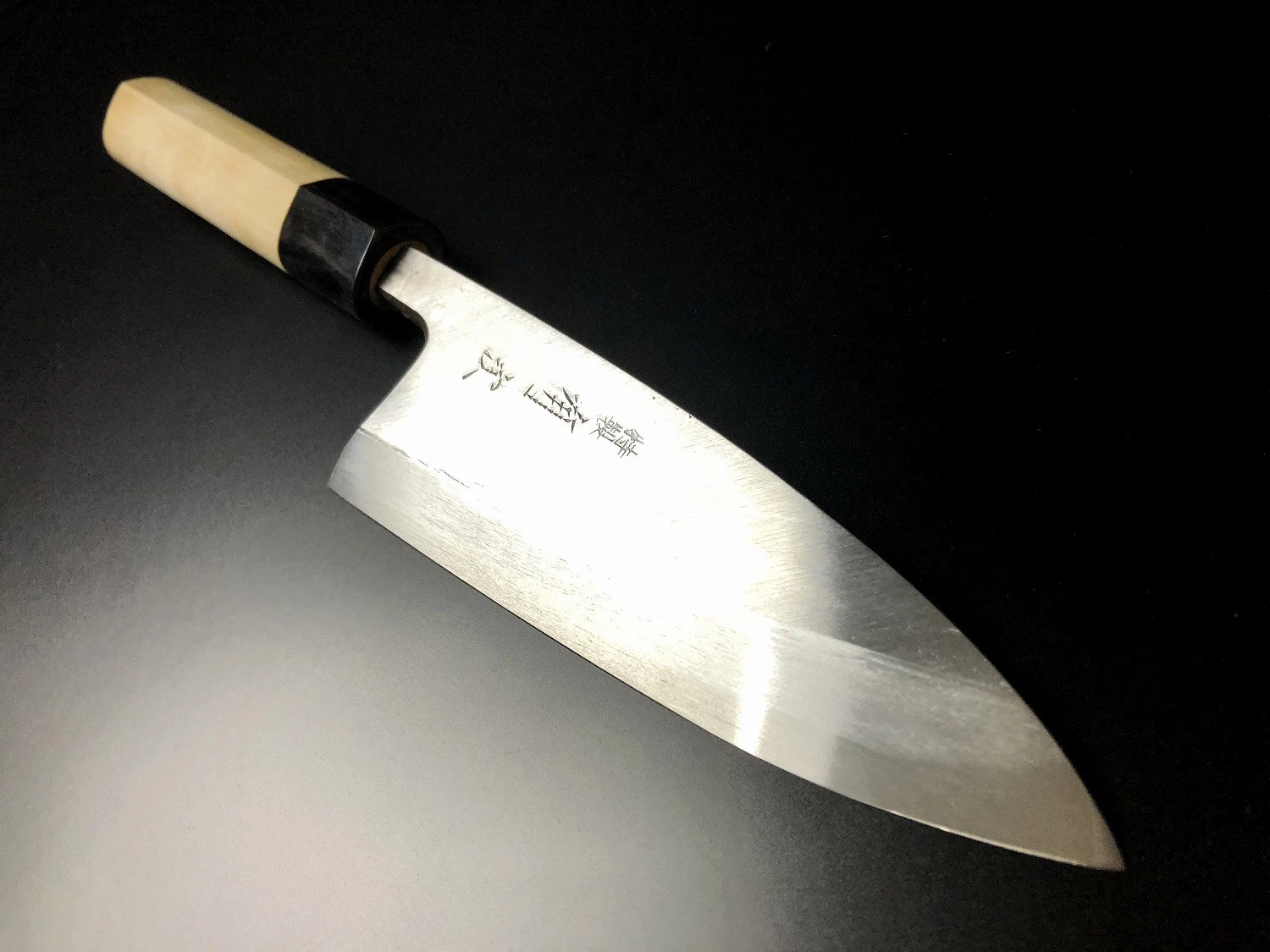 Japanese Chef's Knife ARITSUGU Deba White Steel 135 mm 5.31" AT019as Scabbard N