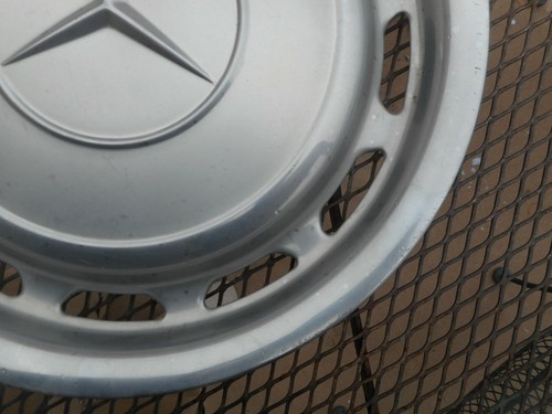 Mercedes Benz W116 W114 W107 W108 W115 W109 W123 Hub Cap hubcap Aluminum - Picture 11 of 12
