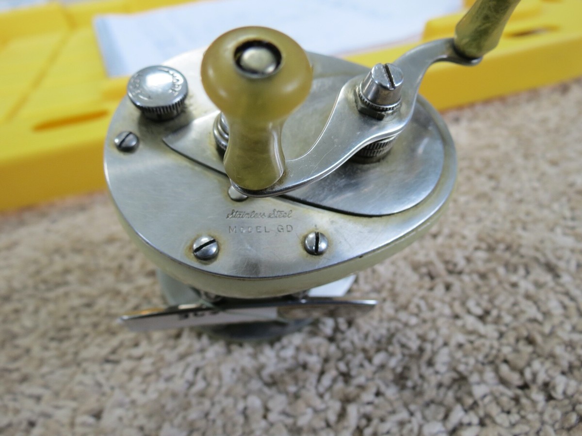 ヴィンテージ　シェイクスピア　1970プレジデント　リール　model GD ヴィンテージ シェイクスピア 1970プレジデント リール model GD