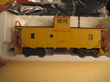 Marklin H0 Union Pacific Caboose (#3721) in Trix original box for 3 rail AC NIB