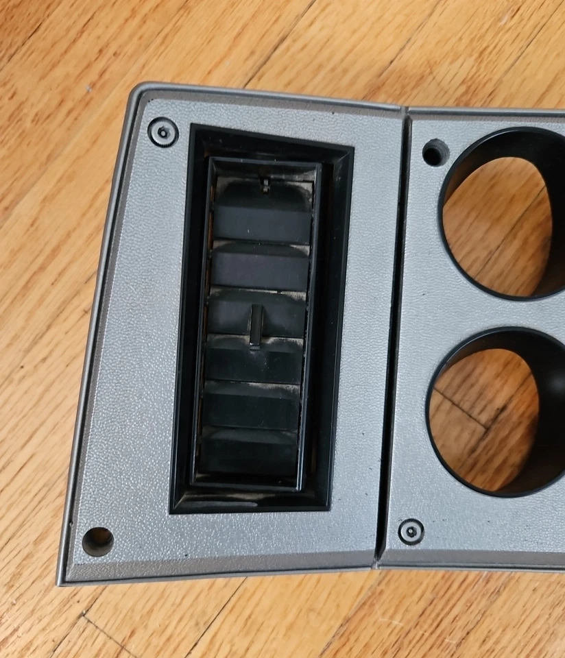 1982 - 1985 Chevrolet S-10 GMC S15 OEM Instrument Cluster Dashboard Bezel NICE! - Image 2 of 4