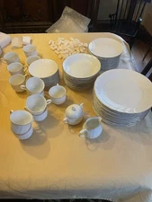 Mikasa 12 Sets, Fine China Wedding Band Gold, 62 Pieces + Sugar dish and Creamer