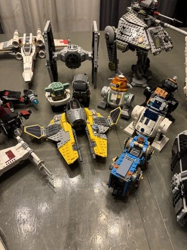 Lego Star Wars Sets , Brickheadz, And Ships